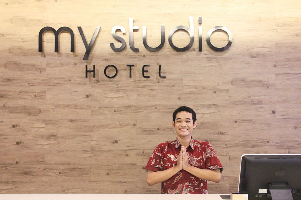 My Studio Hotel City Center Surabaya Exterior photo